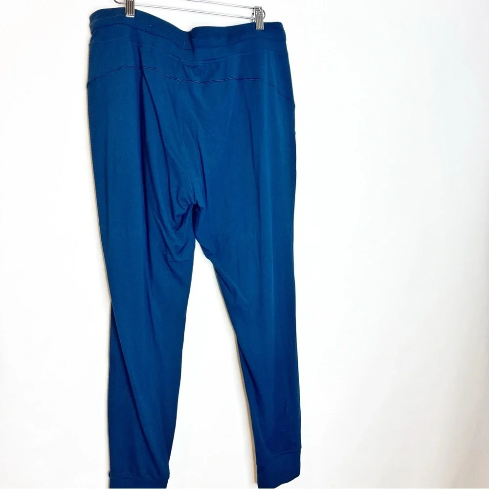 lululemon athletica perfect everyday